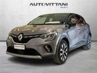 Usata Renault Captur Techno 91 CV (66 kW) 2024 Grigio scuro SUV
