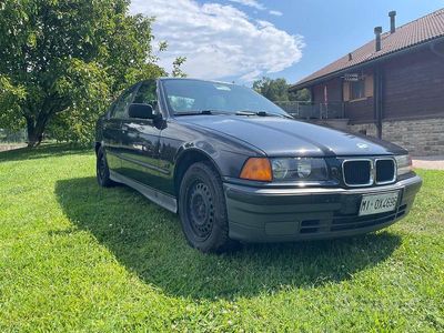 Grigio Usata 1992 BMW 318 Efficient Dynamics Berlina | 7500 €