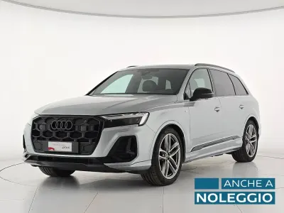 Usata Audi Q7 S-Line 286 CV (210 kW) 2025 Grigio SUV
