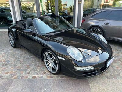 Porsche 911 Carrera 4 Cabriolet