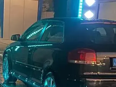 Usata Audi A3 Attraction 105 CV (77 kW) 2004 Nero Utilitaria