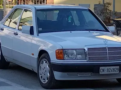 Usata Mercedes 190 122 CV (89 kW) 1991 Berlina