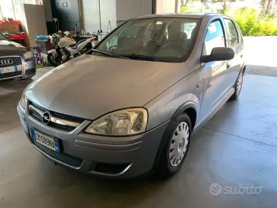 Usata Opel Corsa Enjoy 60 CV (44 kW) 2005 Grigio Utilitaria