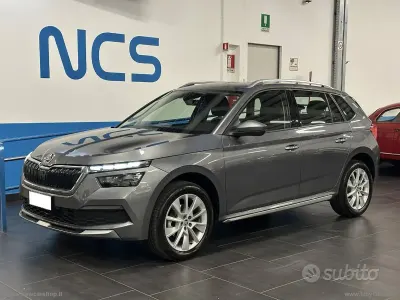 Usata Skoda Kamiq Style 110 CV (80 kW) 2022 Grigio SUV