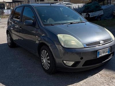 Usata Ford Fiesta 75 CV (55 kW) 2005 Utilitaria
