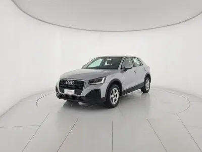 Usata Audi Q2 Business 116 CV (85 kW) 2022 Argento SUV