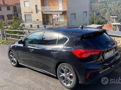 Usata Ford Focus ST-Line 120 CV (88 kW) 2021 Nero Berlina