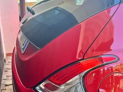 Usata Lancia Ypsilon S 77 CV (56 kW) 2018 Rosso Utilitaria
