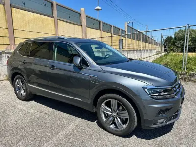 Usata VW Tiguan Advance 190 CV (139 kW) 2020 Grigio SUV