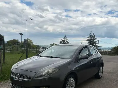 Usata Fiat Bravo Dynamic 105 CV (77 kW) 2011 Other Utilitaria
