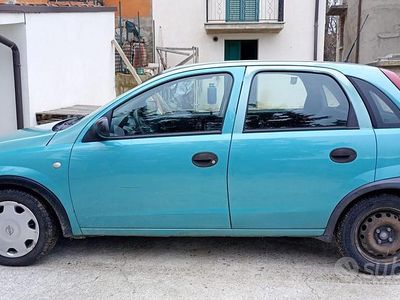 Usata Opel Corsa 2000 Blu Berlina