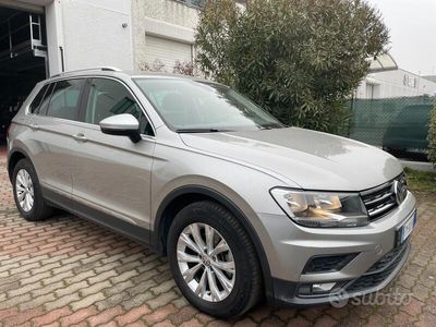 usata VW Tiguan 2.0 TDI SCR DSG Business BlueMot