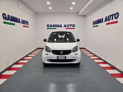 Usata Smart ForTwo Coupé 71 CV (52 kW) 2017 Bianco Utilitaria