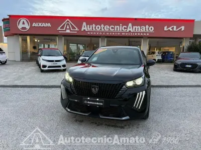 Usata Peugeot 2008 Allure 101 CV (74 kW) 2025 Nero SUV