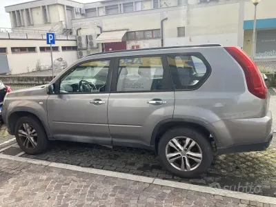 Usata Nissan X-Trail 150 CV (110 kW) 2013 Grigio SUV
