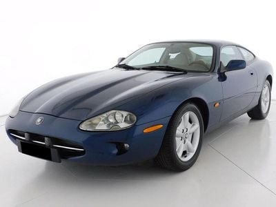 Usata Jaguar XK8 284 CV (208 kW) 1997 Blu/azzurro Coupé