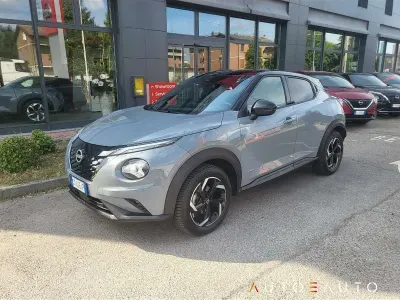 Usata Nissan Juke N-Connecta 143 CV (105 kW) 2024 Grigio SUV