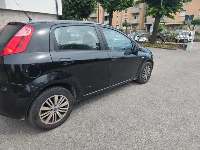 Usata Fiat Grande Punto 120 CV (88 kW) 2007 Utilitaria