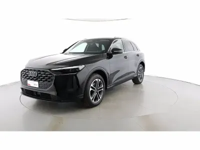 Usata Audi Q5 Business 204 CV (150 kW) 2025 Nero mito metallizzato SUV