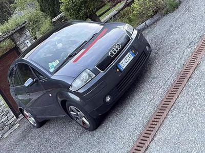 Usata Audi A2 75 CV (55 kW) 2002 Grigio Utilitaria