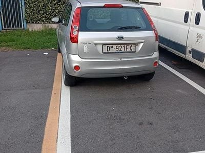 Usata Ford Fiesta 2009 Grigio Utilitaria