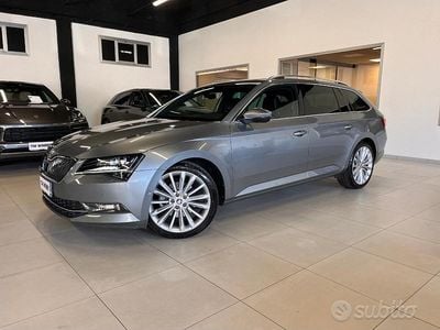 Usata Skoda Superb LAURIN & KLEMENT 190 CV (139 kW) 2018 Grigio Station wagon