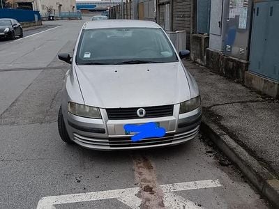 Usata Fiat Stilo 100 CV (73 kW) 2003 Grigio Berlina