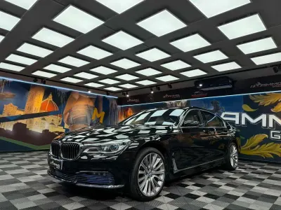 Usata BMW 740 Efficient Dynamics 326 CV (239 kW) 2016 Nero Berlina