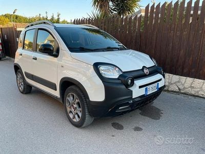 Usata Fiat Panda 4x4 Cross 80 CV (58 kW) 2016 Bianco Utilitaria