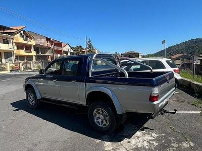 Usata Mitsubishi L200 100 CV (73 kW) 2000 Blu Pick-up