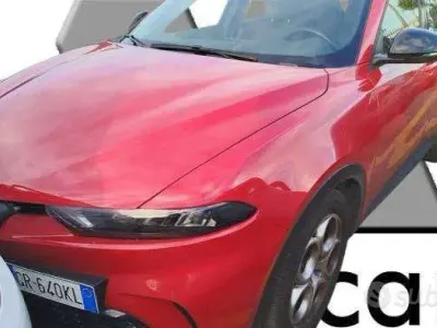 Usata Alfa Romeo Tonale Sprint 131 CV (96 kW) 2023 Rosso SUV