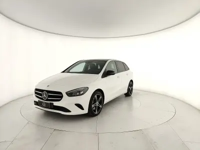 Usata Mercedes B250e 2022 Bianco Utilitaria