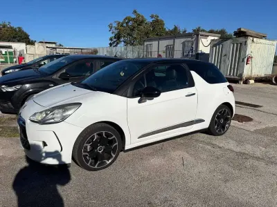 Usata Citroën DS3 So Chic 92 CV (67 kW) 2011 Bianco Utilitaria