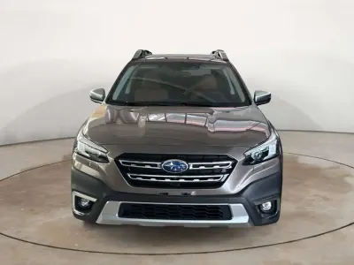 Nuova Subaru Outback Premium 169 CV (124 kW) 2026 Bronzo Furgone