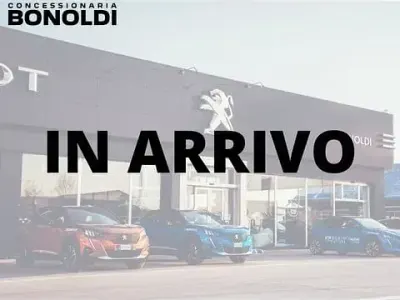 Usata Mercedes A180 Business 116 CV (85 kW) 2019 Grigio Utilitaria