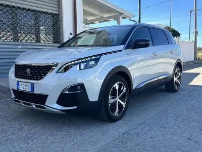 Begagnad Peugeot 5008 GT-line 131 HK (96 kW) 2018 Vit SUV
