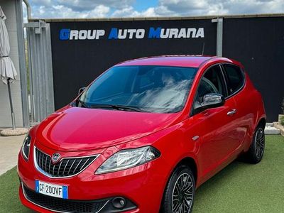 Usata Lancia Ypsilon Gold 69 CV (50 kW) 2021 Rosso Utilitaria