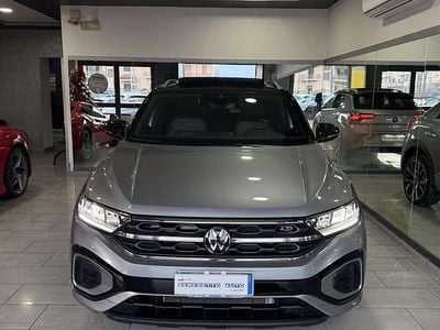 Usata VW T-Roc R-line 110 CV (80 kW) 2023 Tetto nero lucido SUV