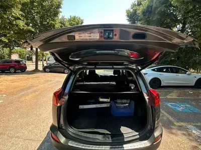 Usata Toyota RAV4 128 CV (94 kW) 2015 Nero SUV
