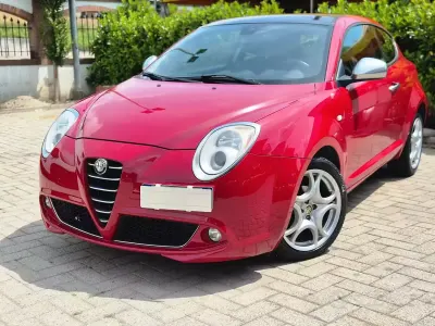 Usata Alfa Romeo MiTo 105 CV (77 kW) 2010 Rosso Utilitaria