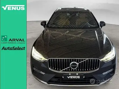 Usata Volvo XC60 Inscription 455 CV (334 kW) 2022 Grigio SUV