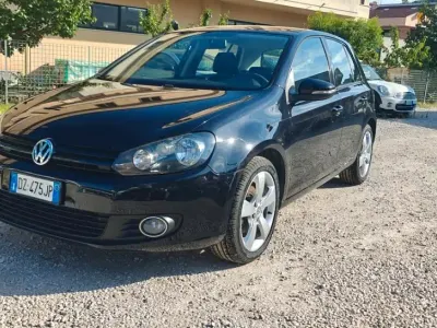 Usata VW Golf VI Comfortline 104 CV (76 kW) 2010 Nero Utilitaria