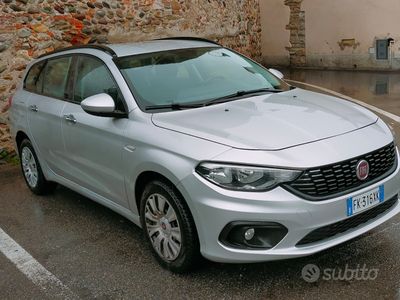 Usata Fiat Tipo 120 CV (88 kW) 2017 Grigio Station wagon