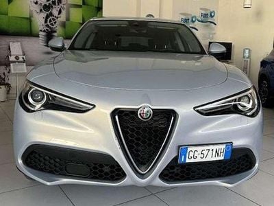 Usata Alfa Romeo Stelvio Business 190 CV (139 kW) 2021 Bianco lunare SUV
