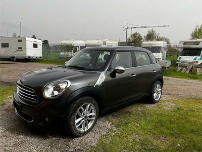 usata Mini One D Countryman 1.6 da 90 CV per neopatentati