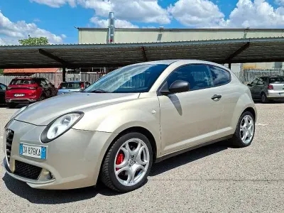 Usata Alfa Romeo MiTo 155 CV (114 kW) 2009 Grigio Utilitaria