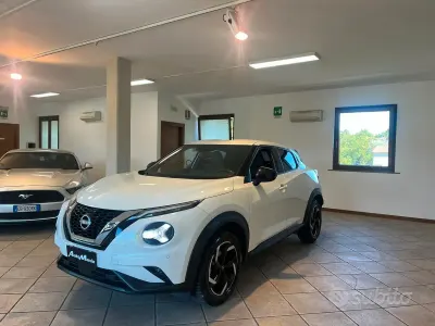 Usata Nissan Juke N-Connecta 114 CV (83 kW) 2024 Bianco perlato SUV