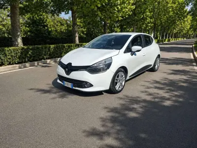 Usata Renault Clio IV 73 CV (53 kW) 2014 Bianco Berlina