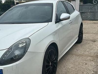 Bianco Usata 2013 Alfa Romeo Giulietta Berlina | 7000 € (Buon prezzo)