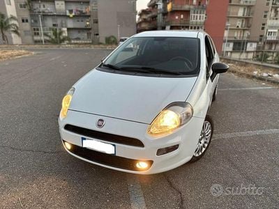 Usado Fiat Punto 75 CV (55 kW) 2014 Van